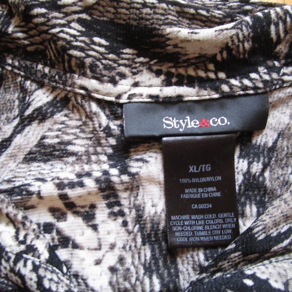 Style & Co Sheer Snakeskin Print Blouse Size XL Button Up Nylon Top - Picture 3 of 6